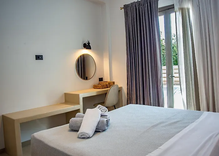 Luxury Emily * Svoronata