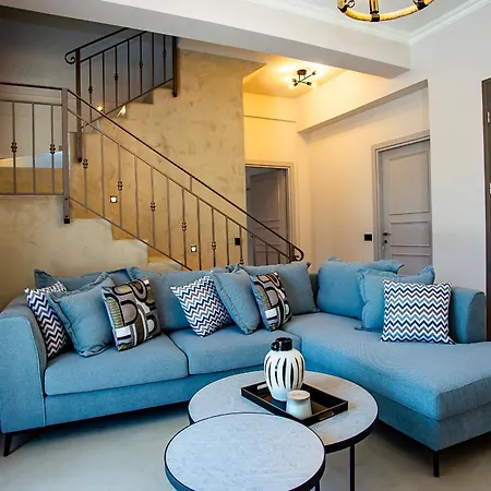 Luxury Emily * Svoronata