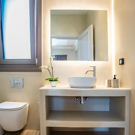 Luxury Emily סבורונטה